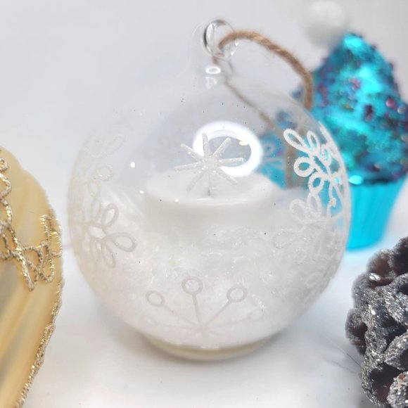 Mixed Lot of Glittery Colorful Holiday Christmas Ornaments/Decor (mostly glass) - Picture 4 of 6